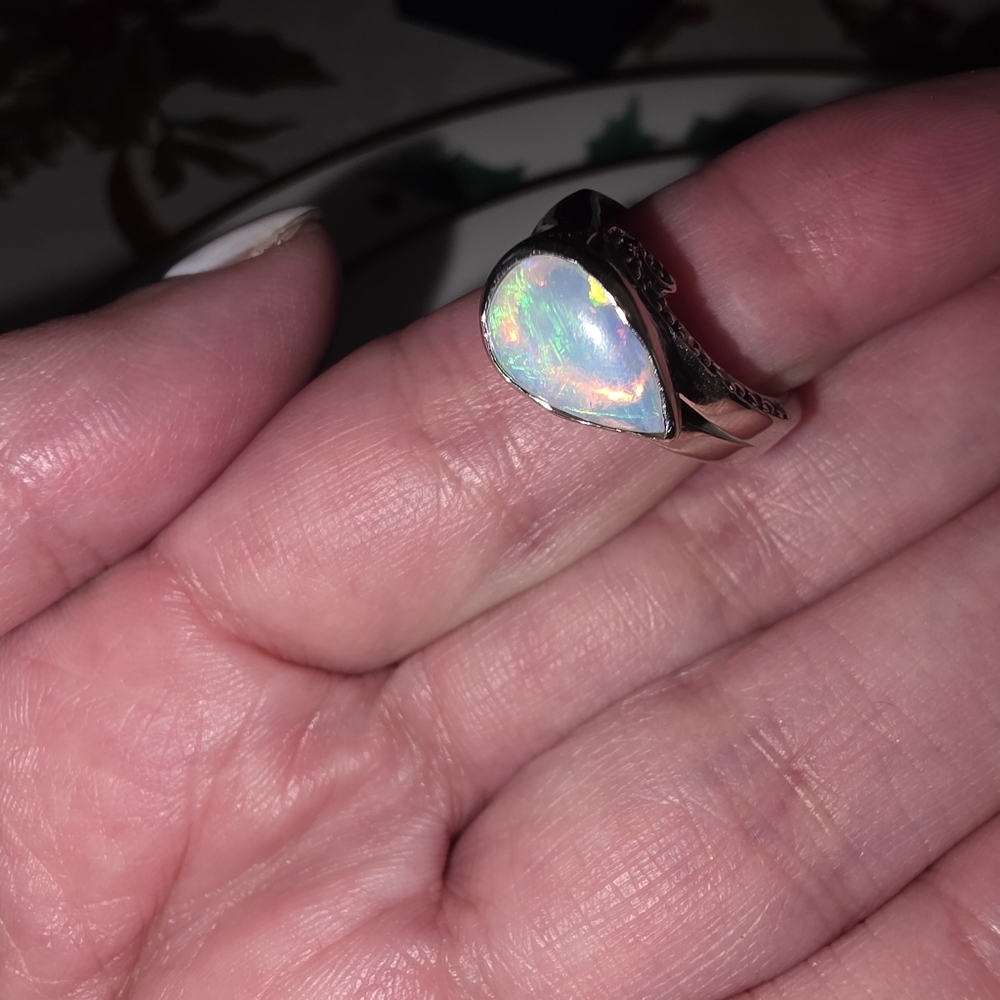 10 Gram 14kt White Gold Ethiopian Opal & Diamond Ring - Picture 3 of 16